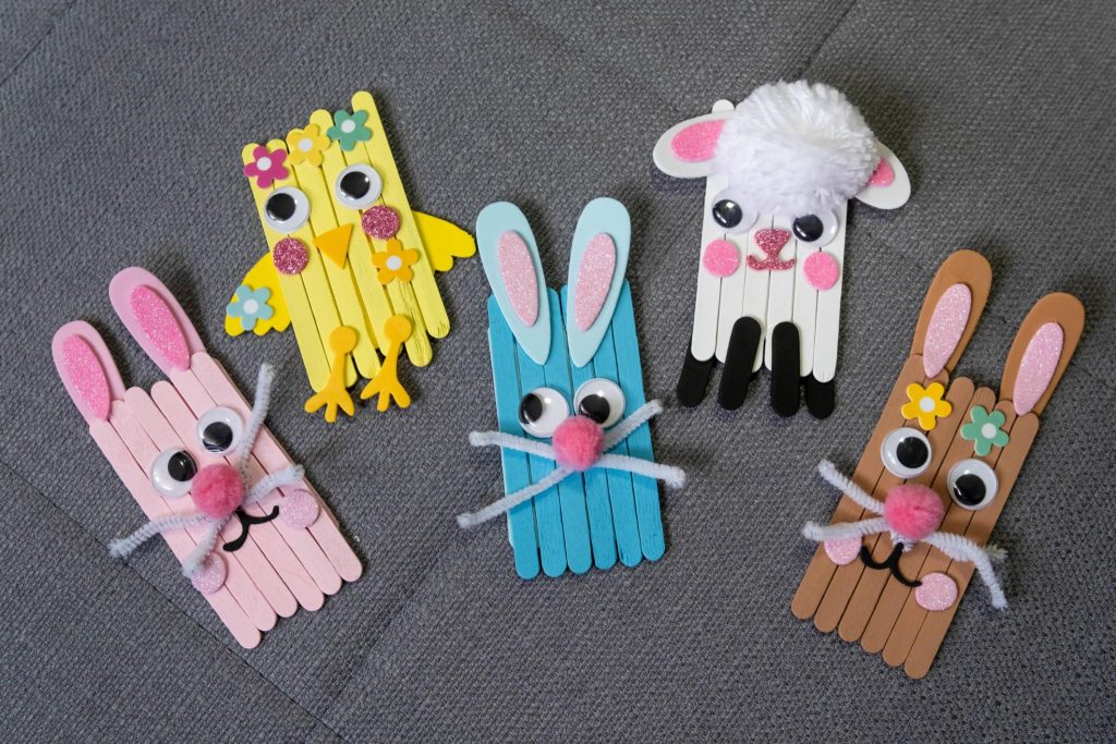 DIY craft activity toys for kids making creative animals during summer holidays